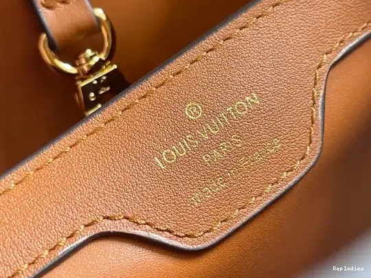 Cheap LOUIS BB VUITTON CAPUCINES 0617
